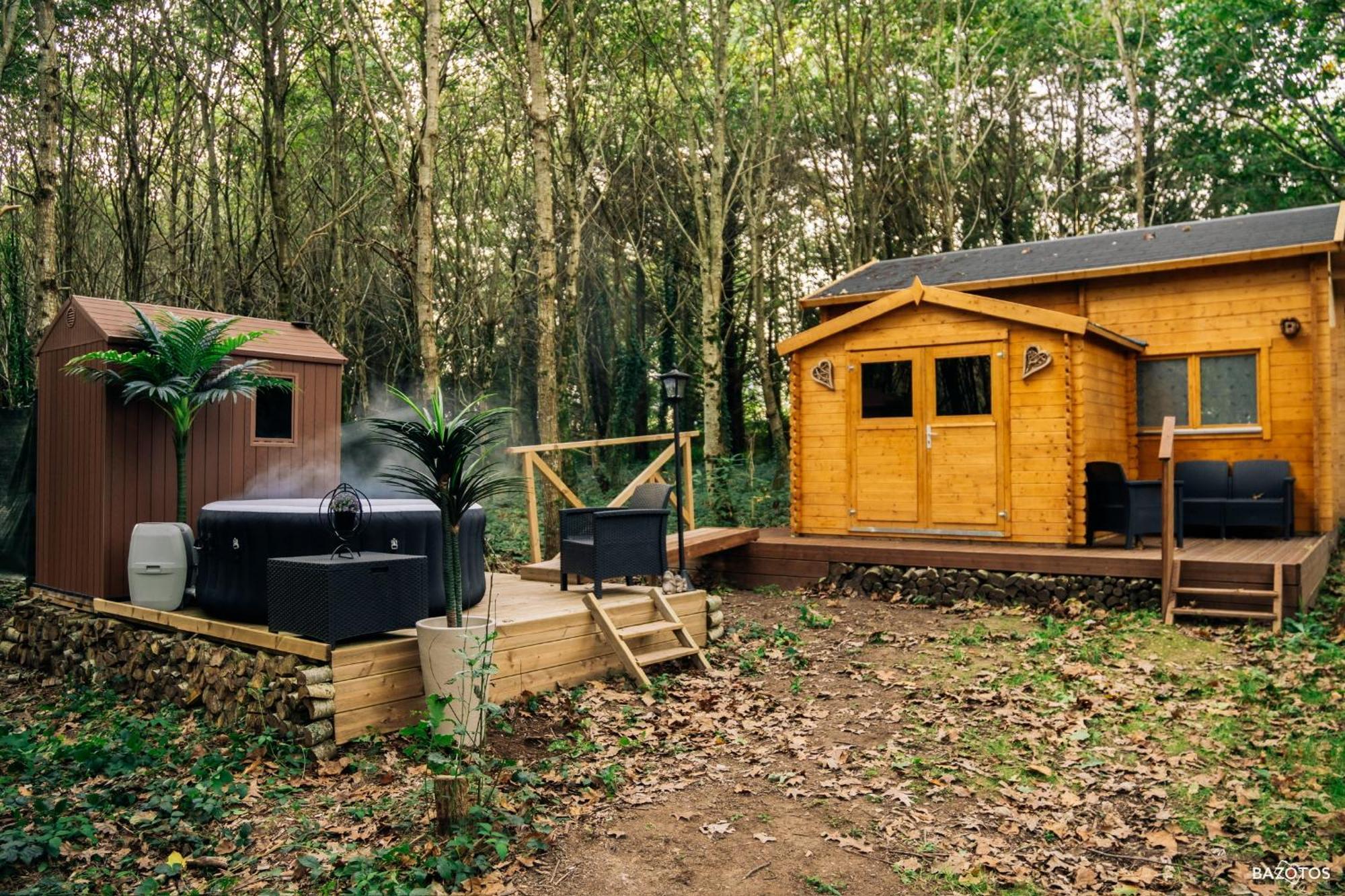 Cabane Insolite Avec Escape Game Saint-Évarzec Eksteriør bilde